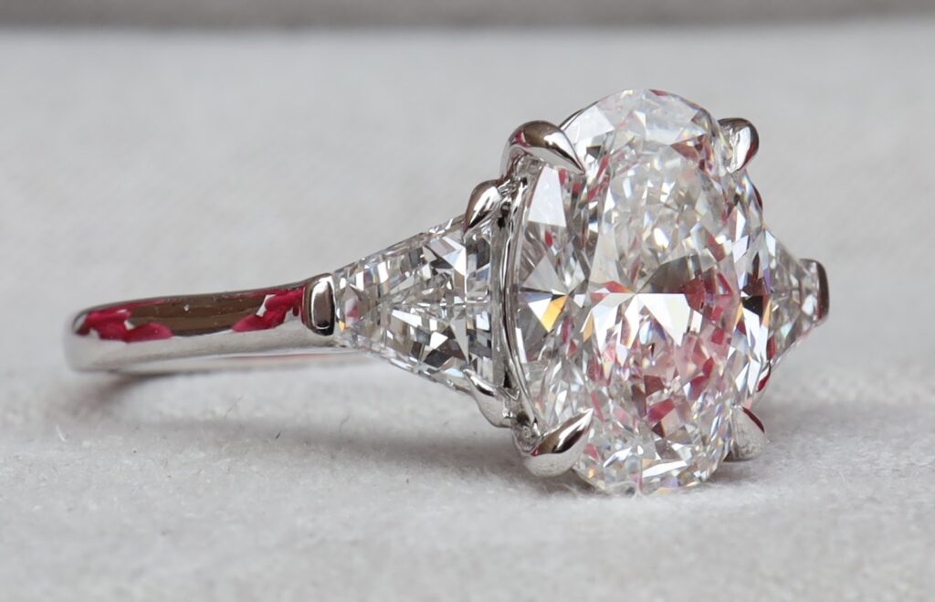 how to choose diamond shapes