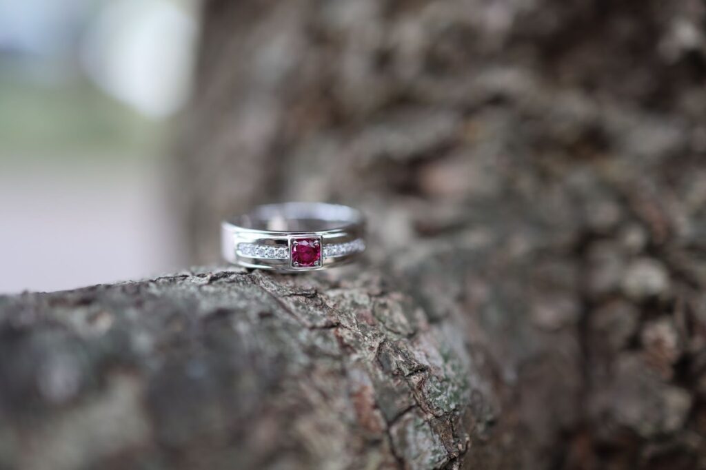 Brushed finish ring, quietly refined.
