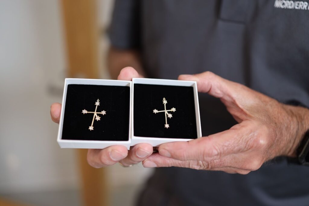 Custom jewelry with quiet grace.