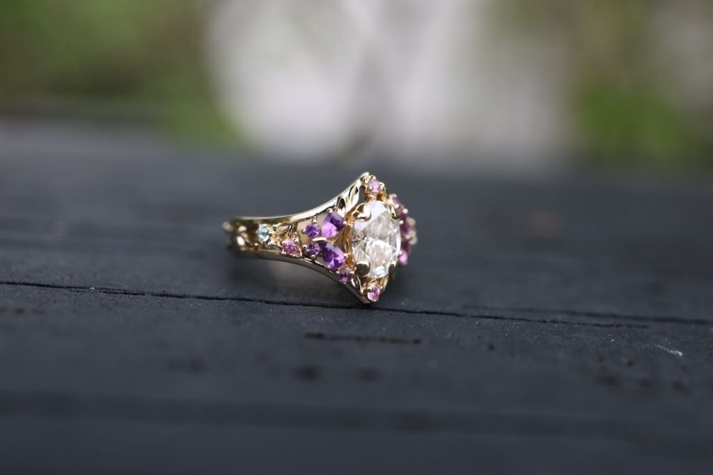 Inherited gold assessed with transparent value.