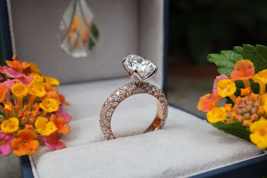 Moissanites with vibrant, prismatic fire.
