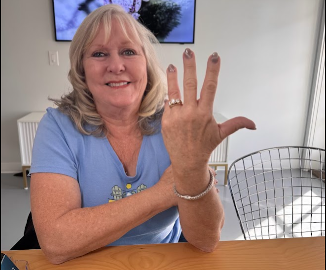 Her ring resizing renewal.