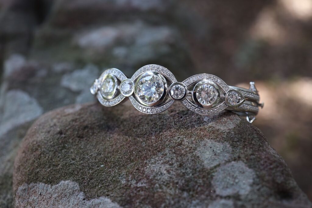 Restore inherited jewelry, preserve its promise.