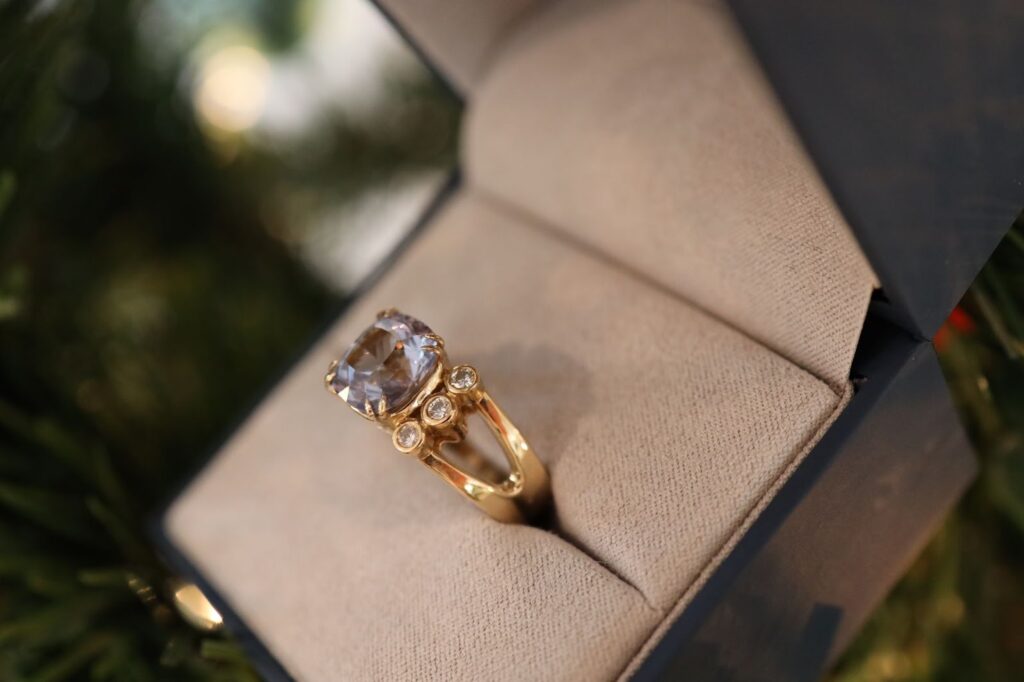 Heirloom setting designed to honor legacy.