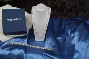 Timeless matching set, engineered for heirloom