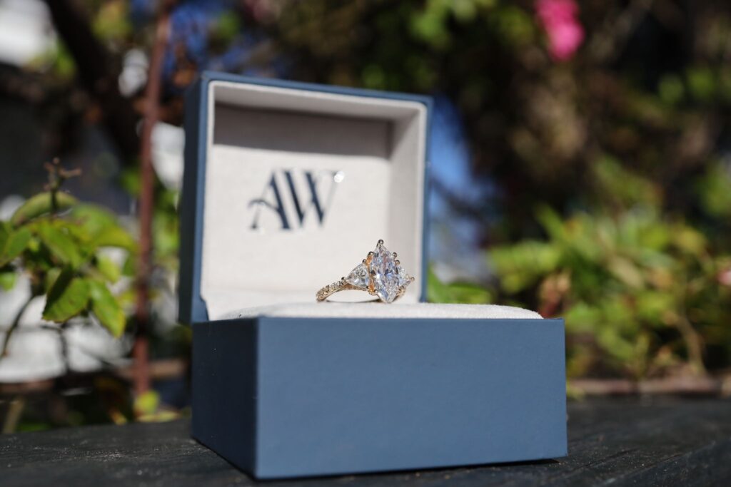 Sort jewelry fast for clearer sale values