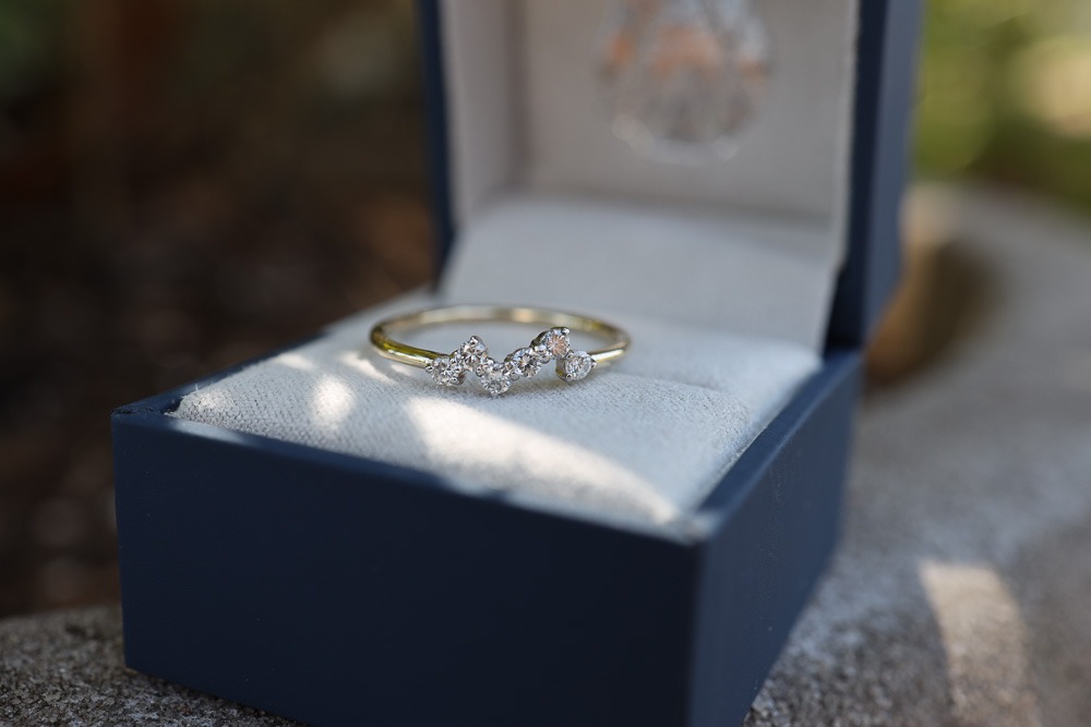 Small stones, big presence through design.