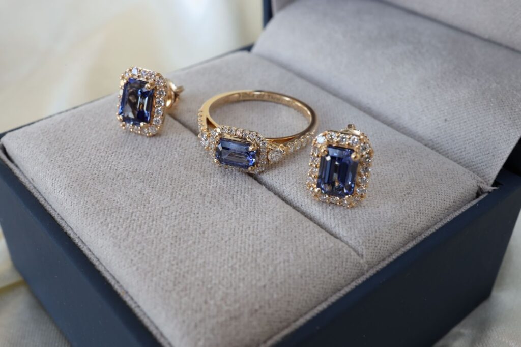 Heirloom-inspired earrings that echo your ring