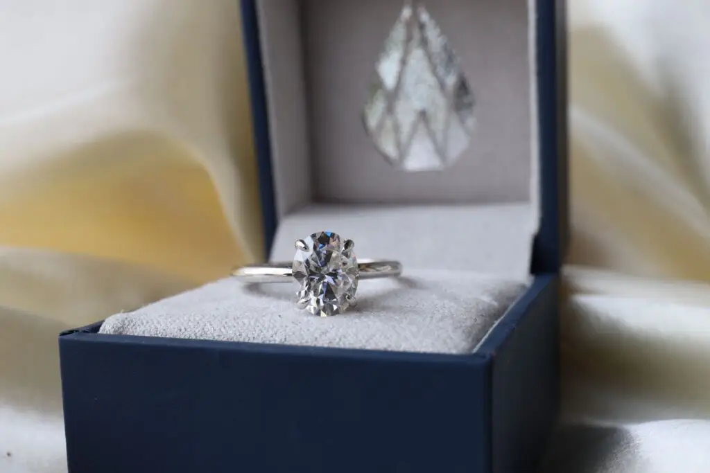 Craft a one-of-a-kind custom ring design.